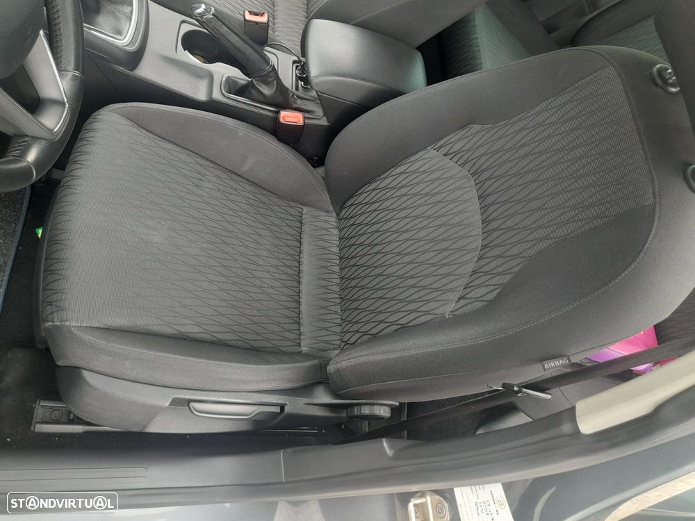 SEAT Leon ST 1.6 TDI Style Ecomotive - 7