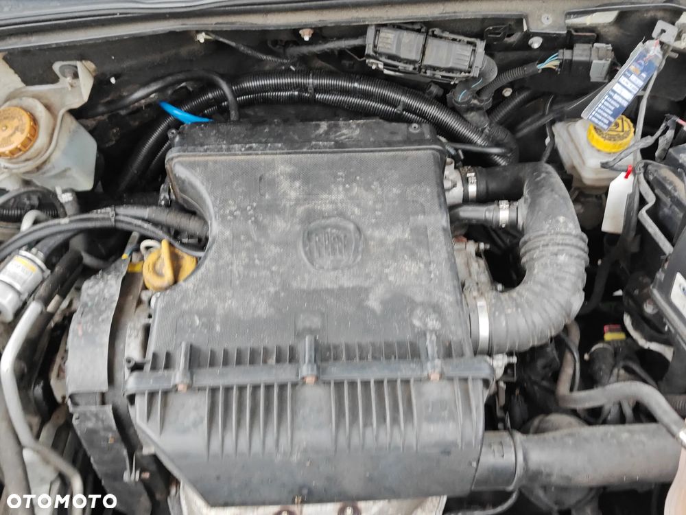 Fiat Doblo - 18