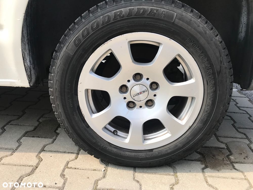 Volkswagen Transporter - 38