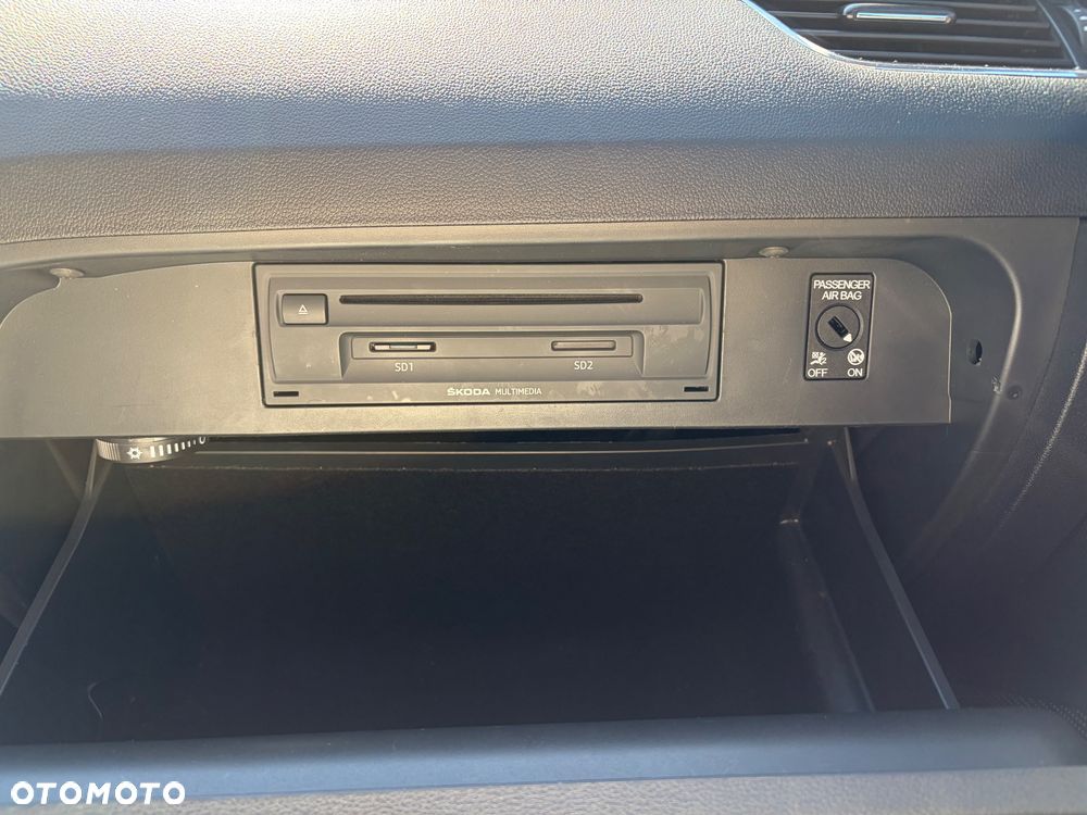 Skoda Octavia 2.0 TSI (Green tec) DSG RS - 21