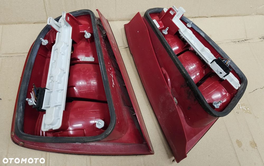 Skoda Fabia I 1 HB lampa tyl tylna prawa lewa - 2