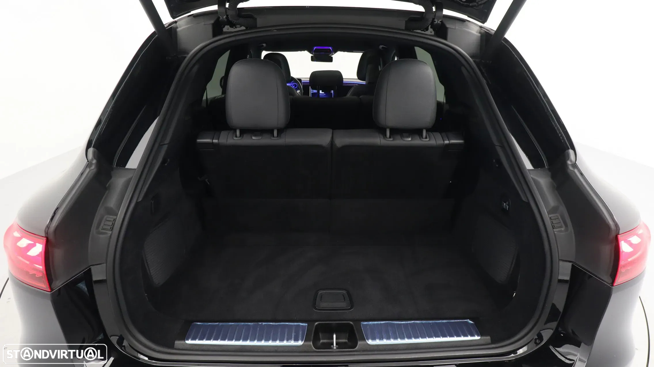 Mercedes-Benz EQS SUV 450+ - 36