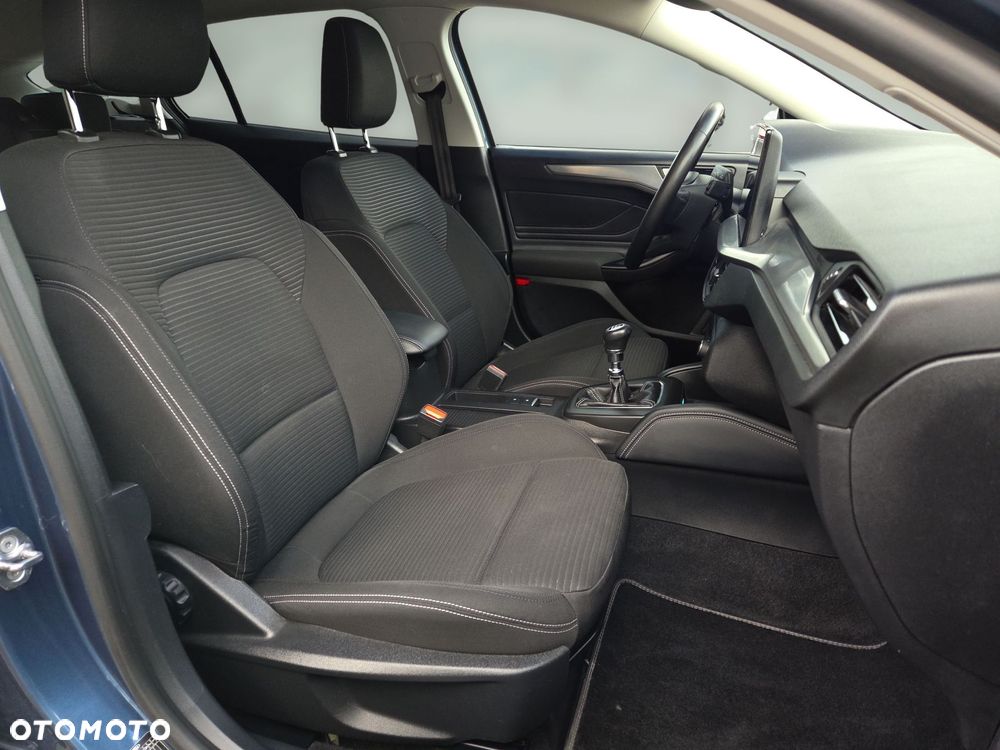 Ford Focus 1.0 EcoBoost mHEV Titanium X - 12