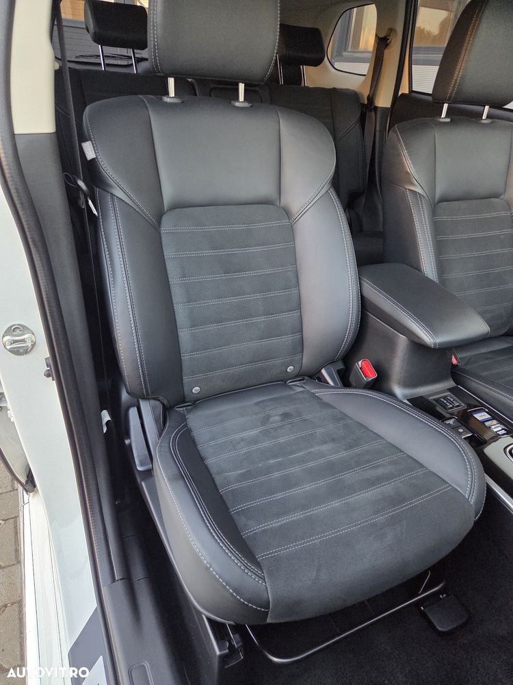 Mitsubishi Outlander - 37
