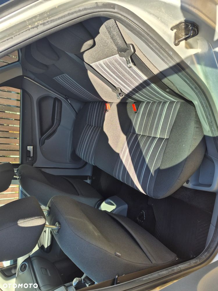 Ford Focus 1.6 16V Sport - 16