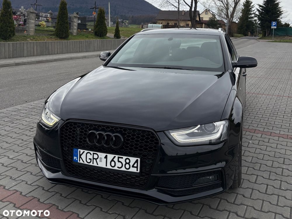 Audi A4 Avant 2.0 TDI Quattro Line - 1
