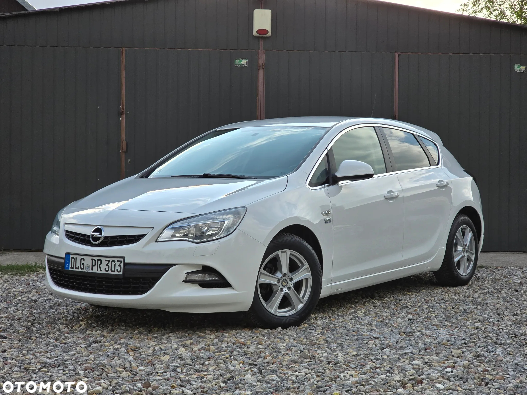 Opel Astra 1.4 Turbo Sport - 12