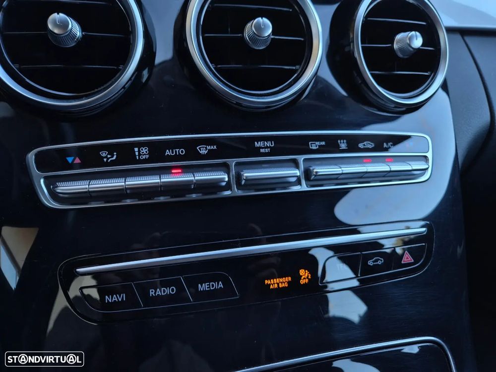 Mercedes-Benz C 200 - 32