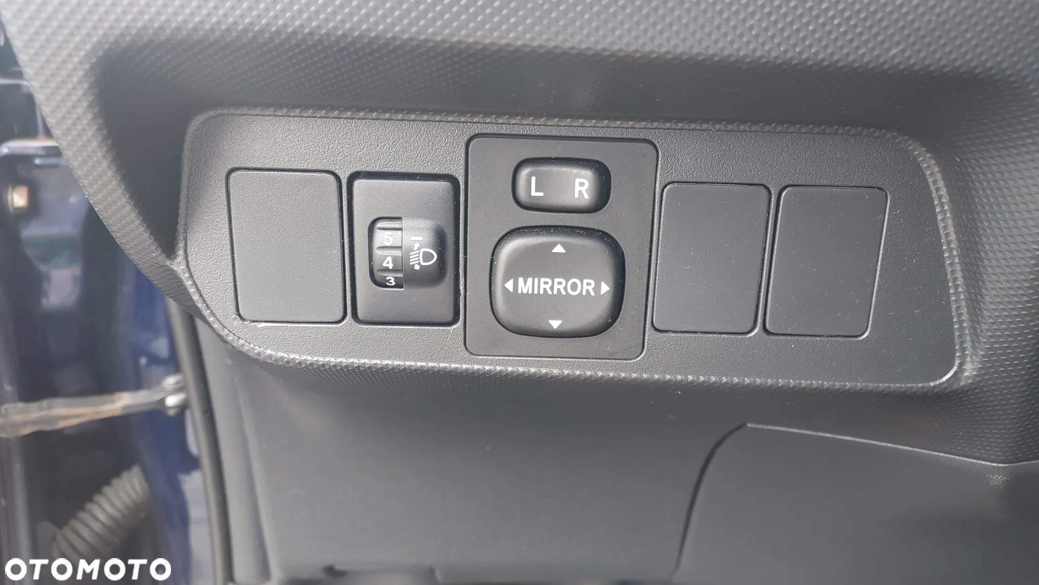 Toyota Auris 1.6 VVT-i Luna - 19