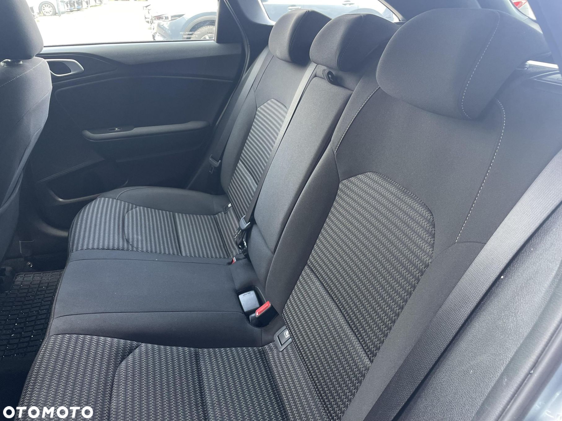 Kia Ceed 1.5 T-GDI M - 16