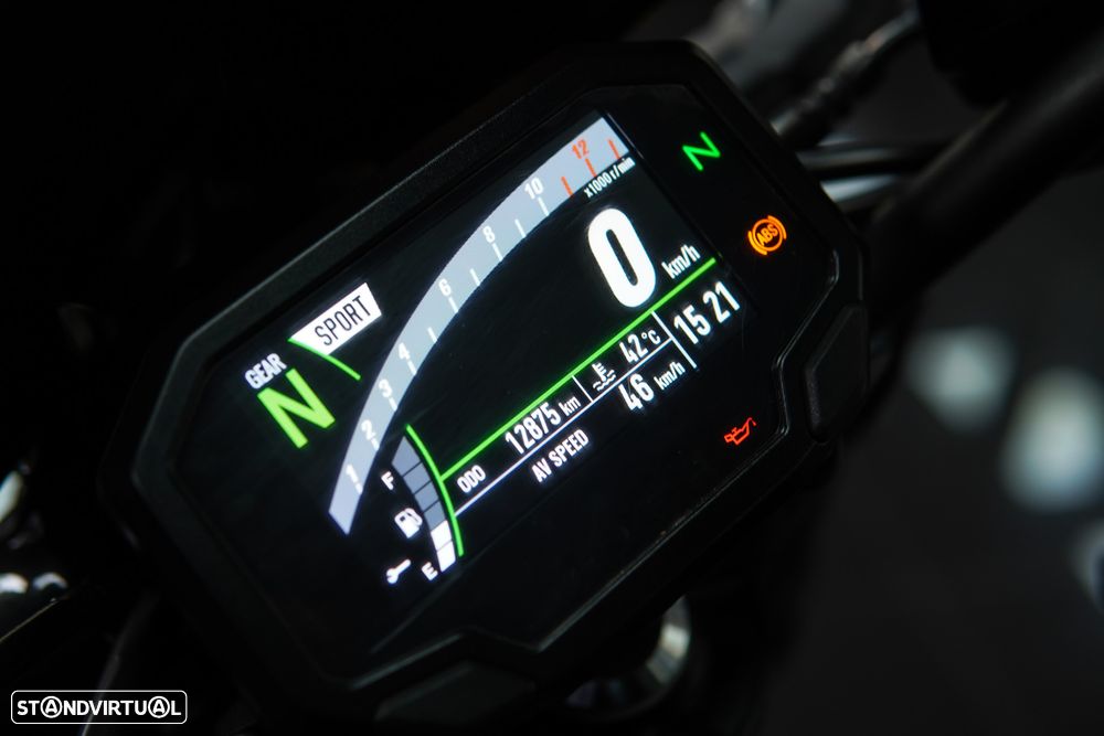 Kawasaki ZR 900 Akrapovic Full Titanium - 53