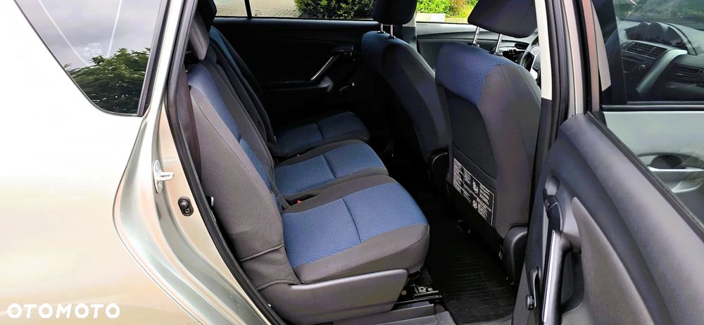 Toyota Verso 2.0 D-4D Premium - 12