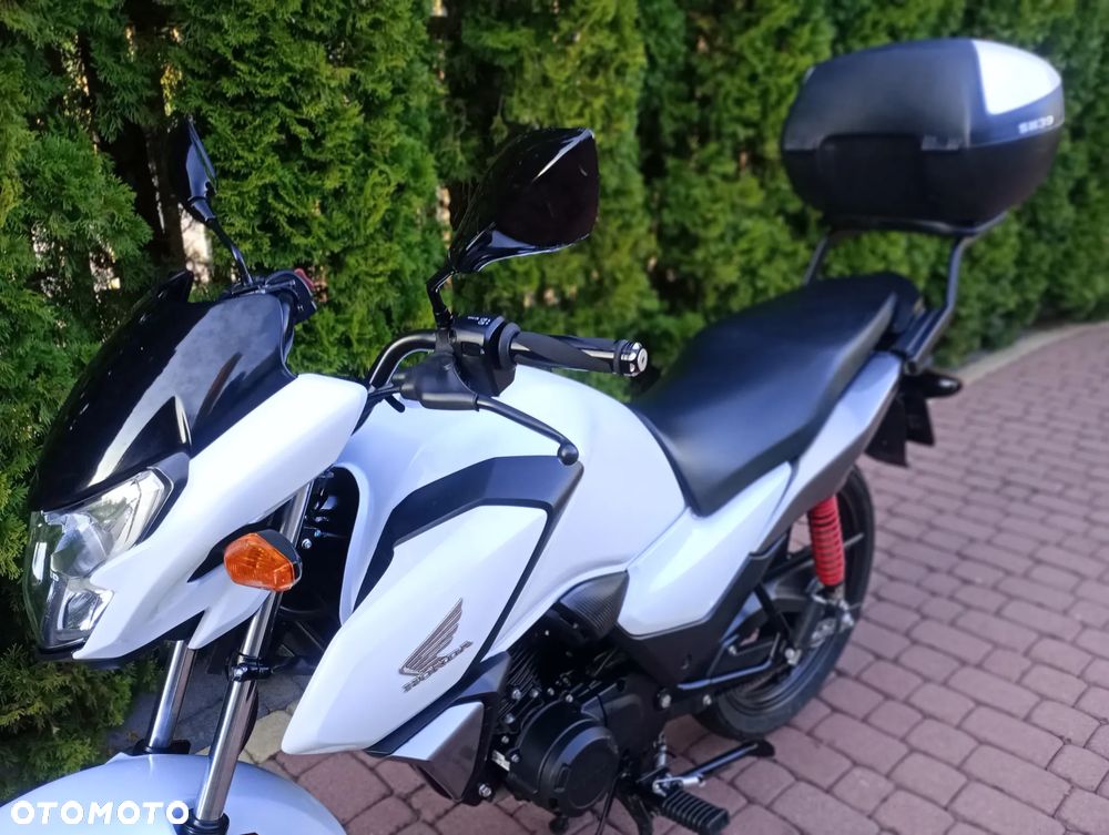 Honda CBF - 17