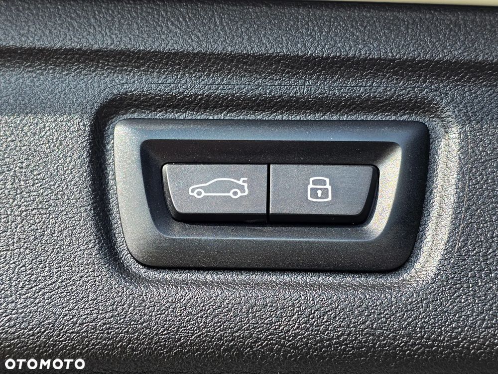 BMW Seria 3 320d Touring xDrive M Sport - 20