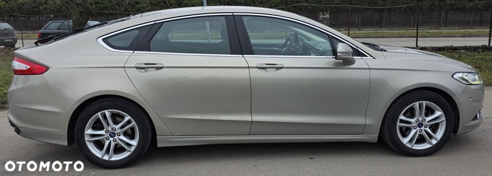Ford Mondeo 2.0 EcoBoost Titanium - 5