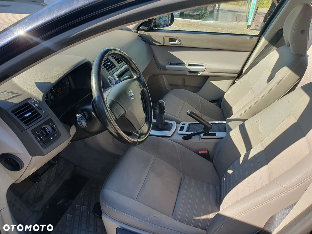 Volvo S40 2.0D Kinetic - 7