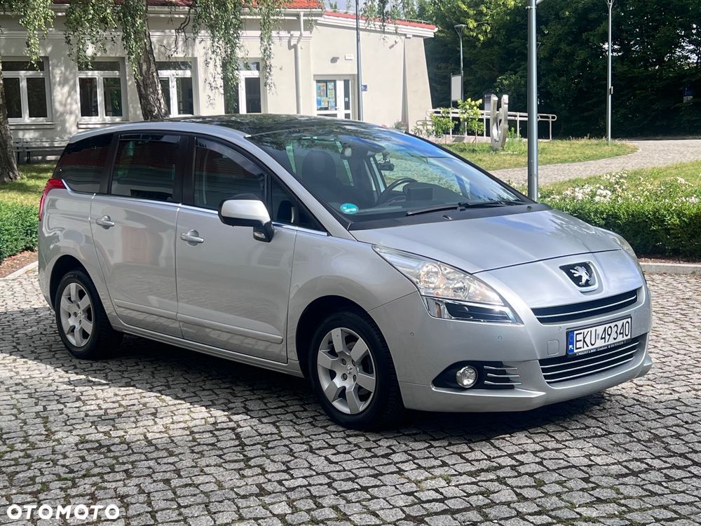 Peugeot 5008 HDI FAP 110 EGS6 Business-Line - 2