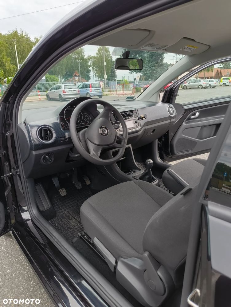 Volkswagen up! 1.0 move - 9