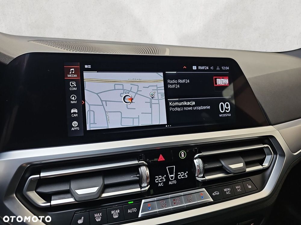BMW Seria 3 320d xDrive - 16