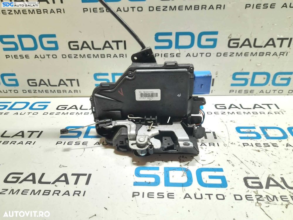 Broasca Incuietoare 9 Pini Usa Portiera Dreapta Fata Volkswagen Phaeton 2002 - 2010 Cod 3D2837016J 26J-3D2837016J [N0346] - 1