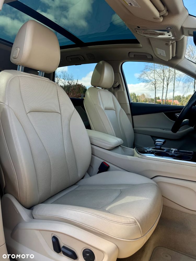 Audi Q7 - 10