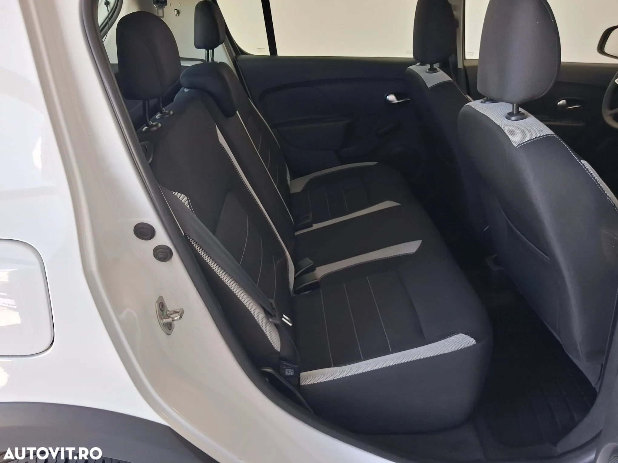 Dacia Sandero Stepway 1.0 SCe Ambiance - 11