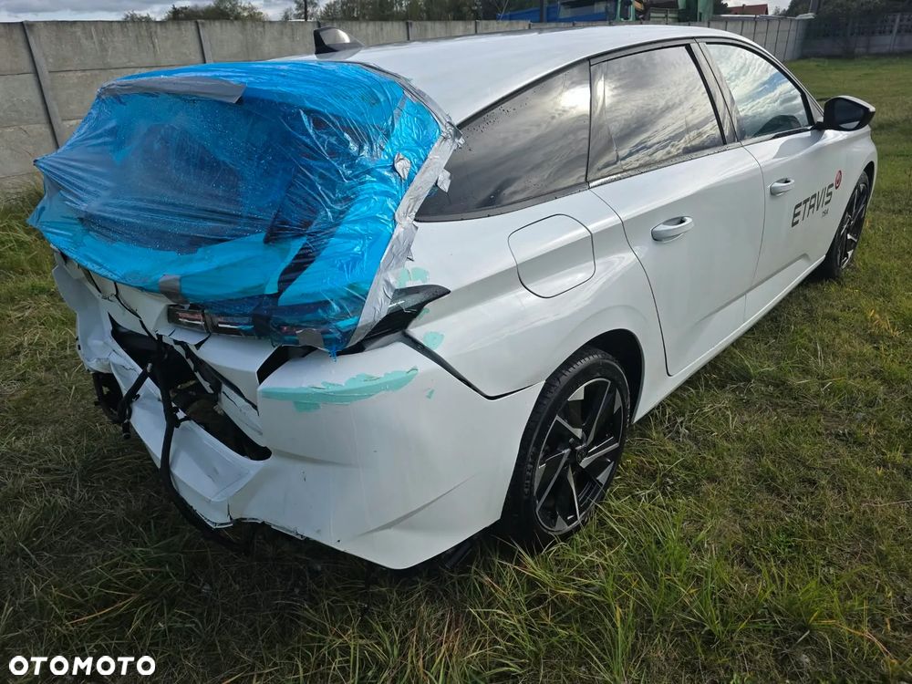 Peugeot 308 2022 photo 4