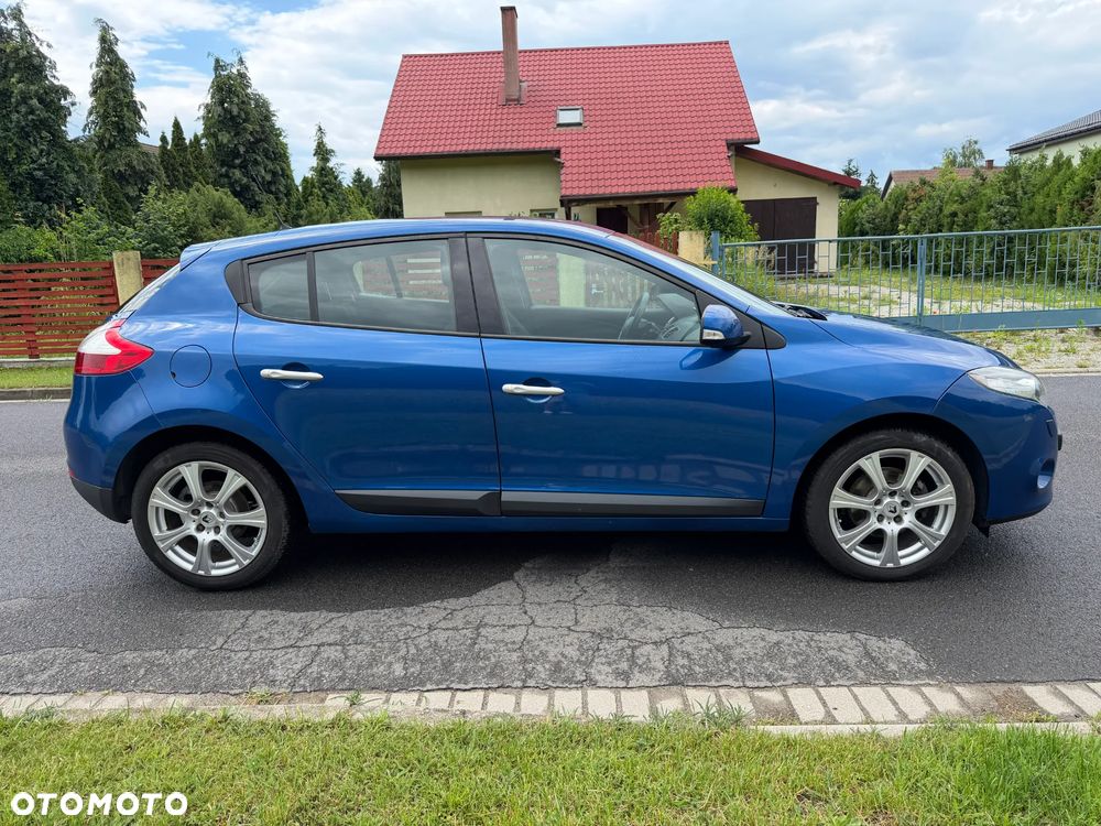 Renault Megane 2.0 140 CVT Dynamique - 10
