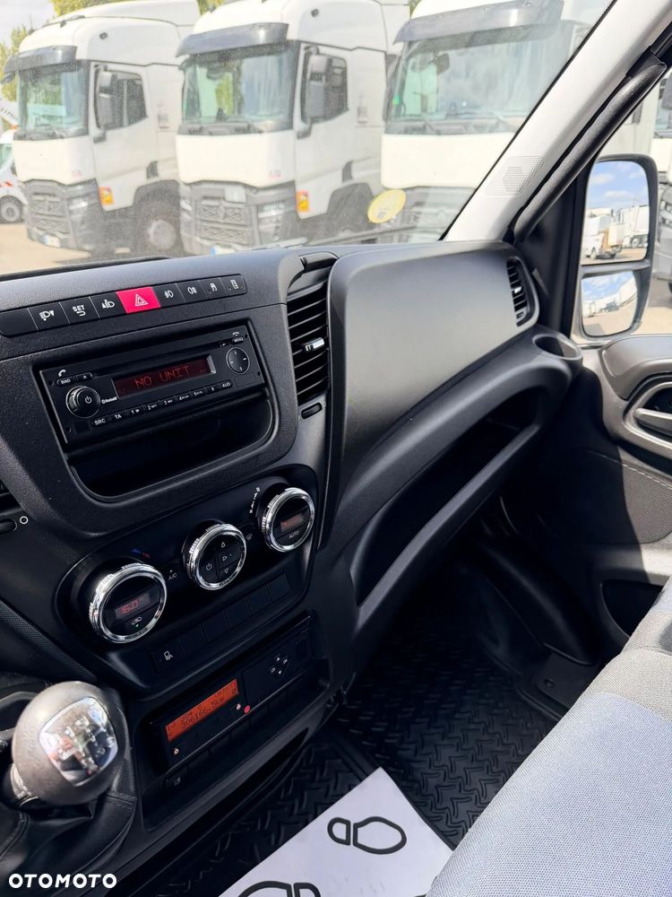 Iveco 72C18 KONTENER WINDA - 36