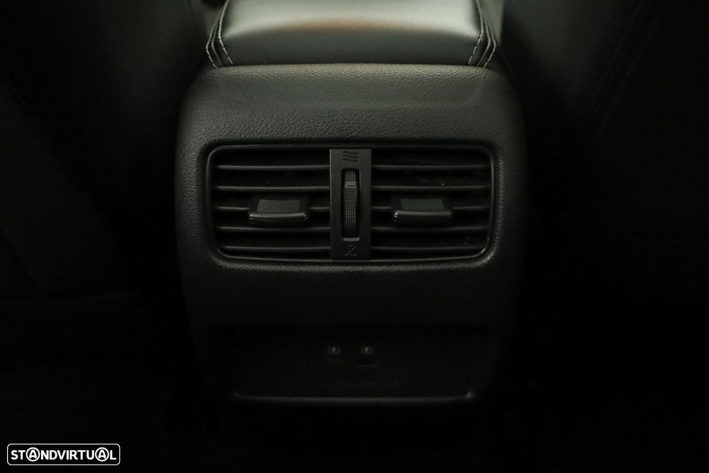 Nissan Qashqai 1.3 DIG-T N-Connecta LED - 24