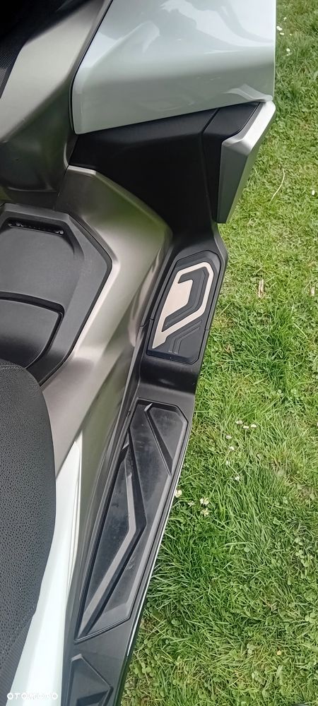 Honda NSS - 9