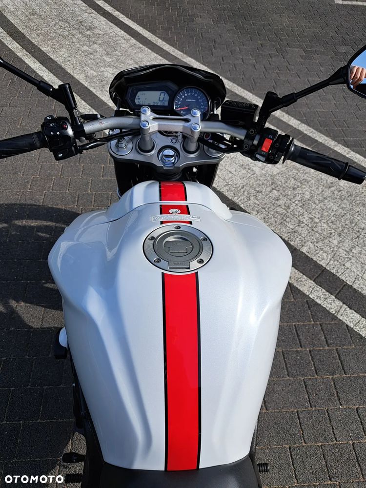 Yamaha FZ - 6