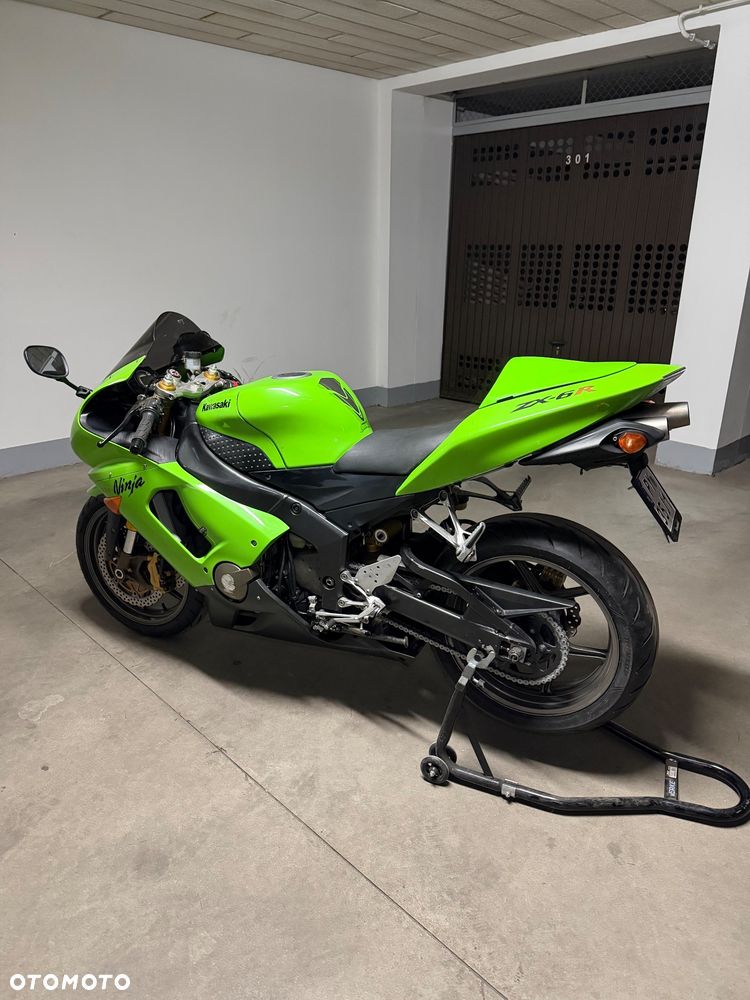 Kawasaki ZXR - 29