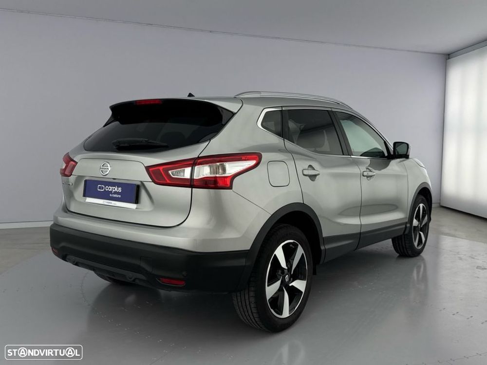 Nissan Qashqai 1.5 dCi N-Connecta - 33