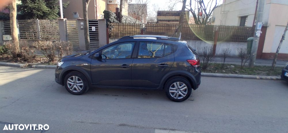 Dacia Sandero Stepway TCe 90 MT6 Comfort - 4