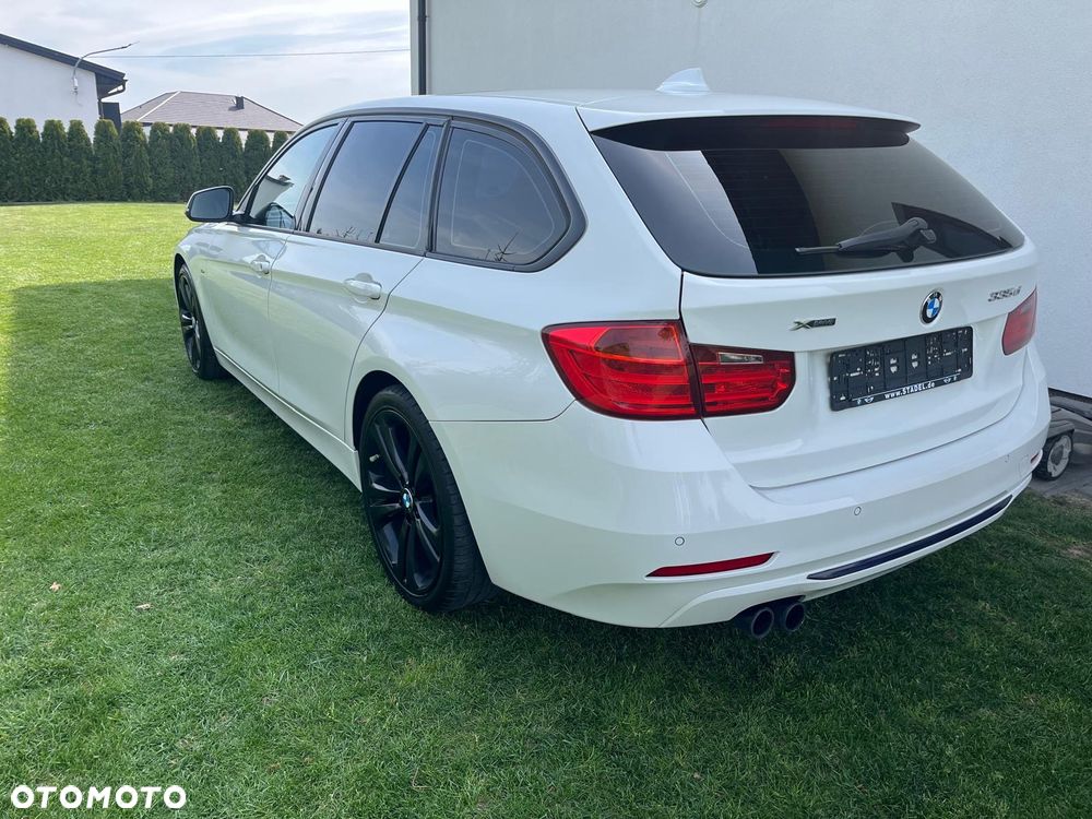 BMW Seria 3 335d Touring xDrive Sport Line - 9