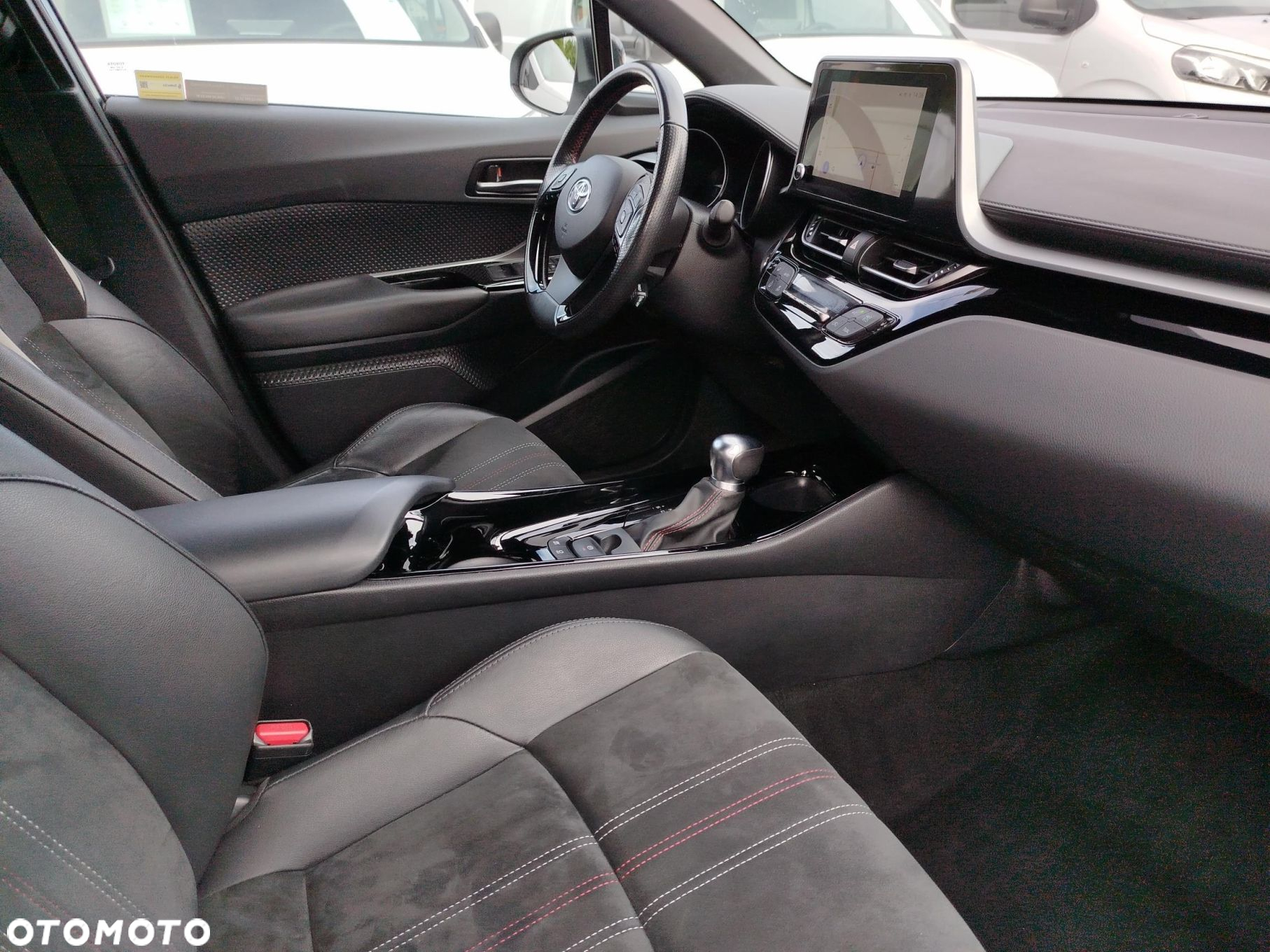 Toyota C-HR - 9