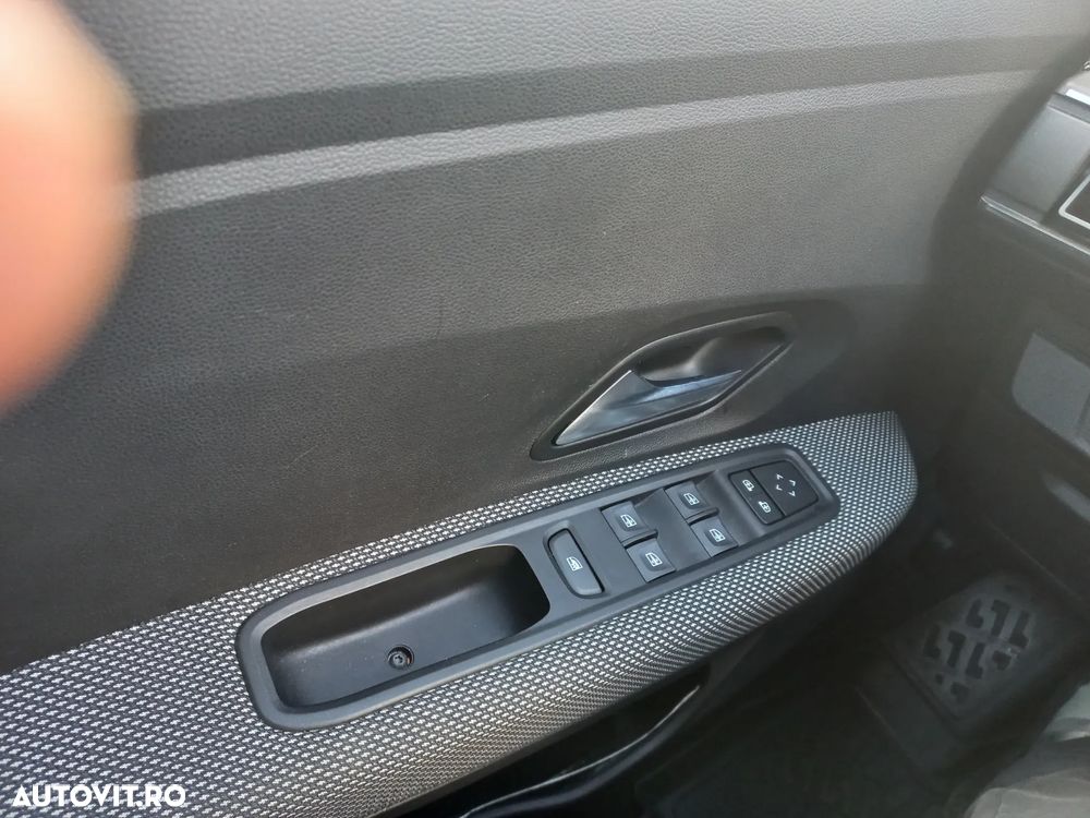 Dacia Sandero TCe 90 MT6 Comfort - 4