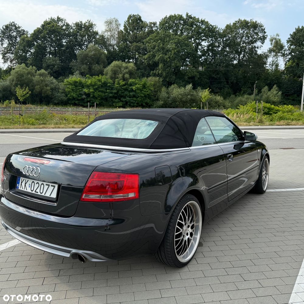 Audi A4 Cabrio 1.8 T - 17