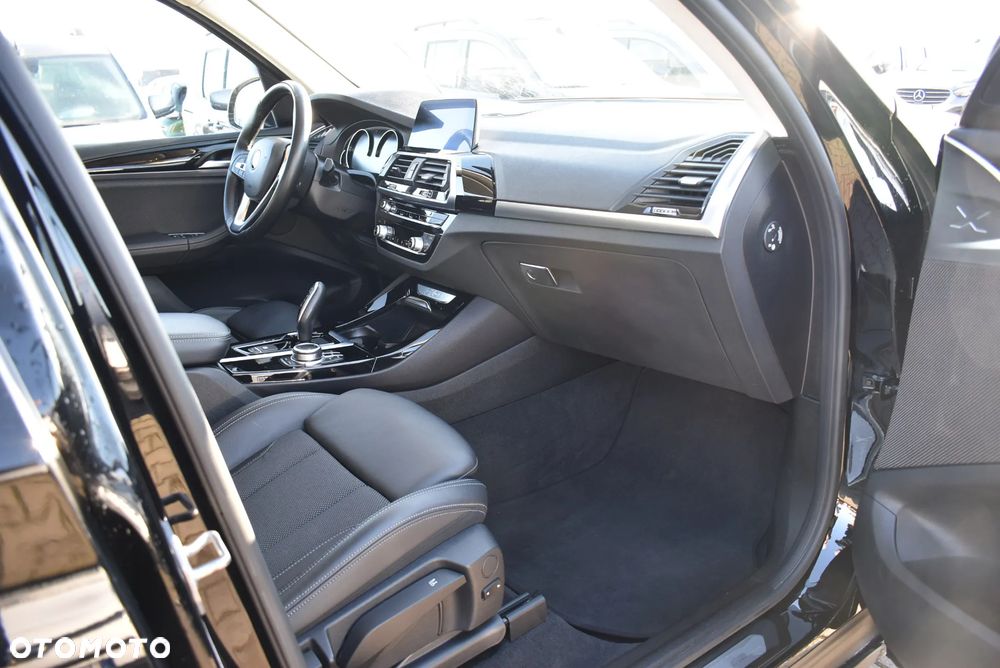 BMW X3 xDrive20d MHEV xLine - 17