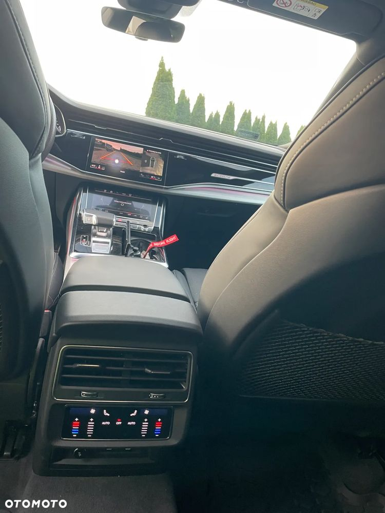 Audi Q8 - 7