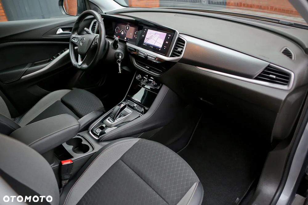Opel Grandland 1.5 CDTI Business Elegance S&S - 24