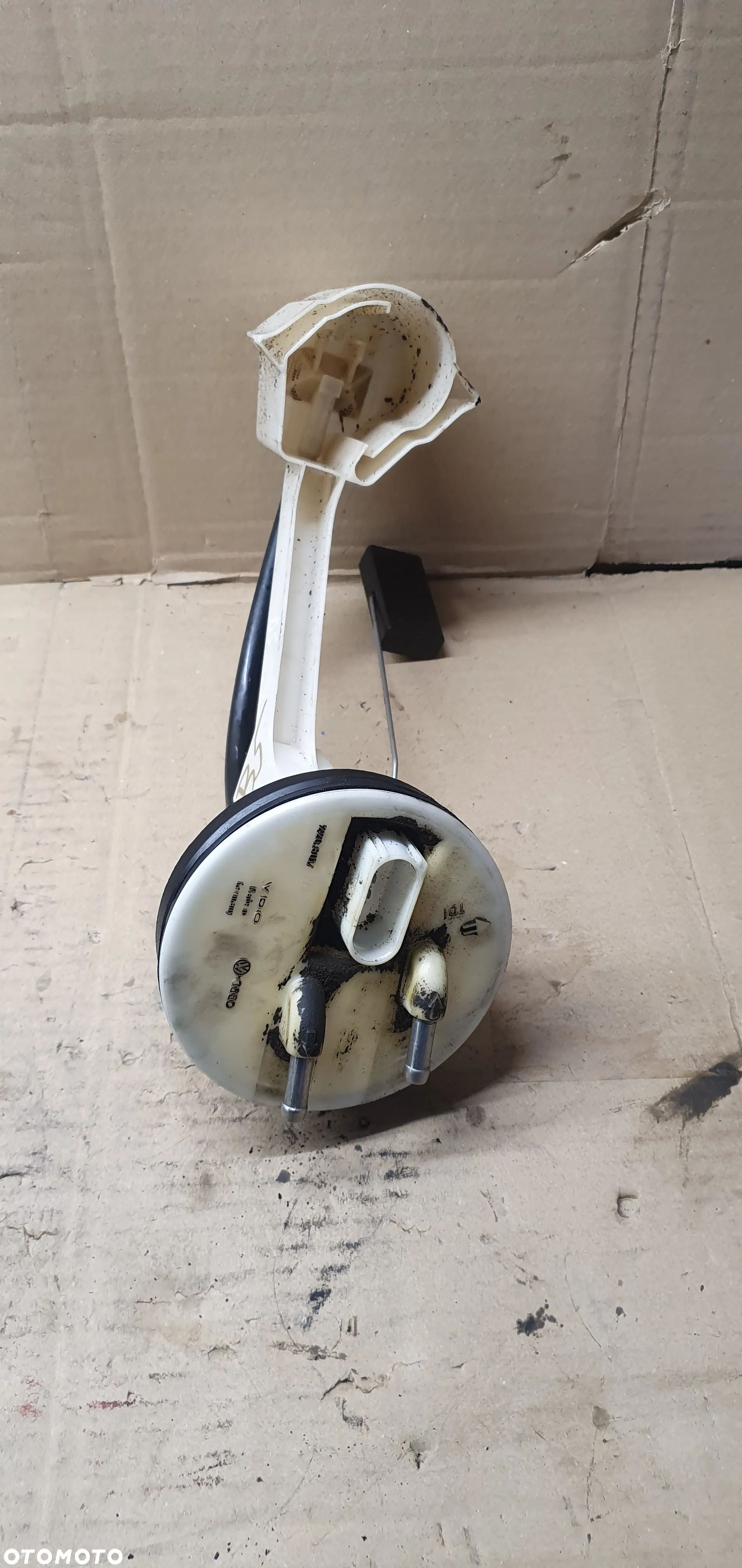 Pływak czujnik paliwa VW Passat B5 1.9 TDI 8E0919673G - 1