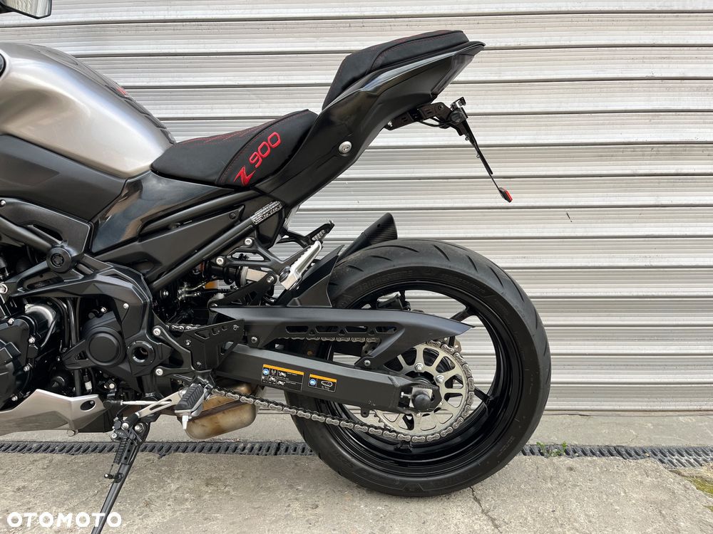 Kawasaki Z 900 - 33