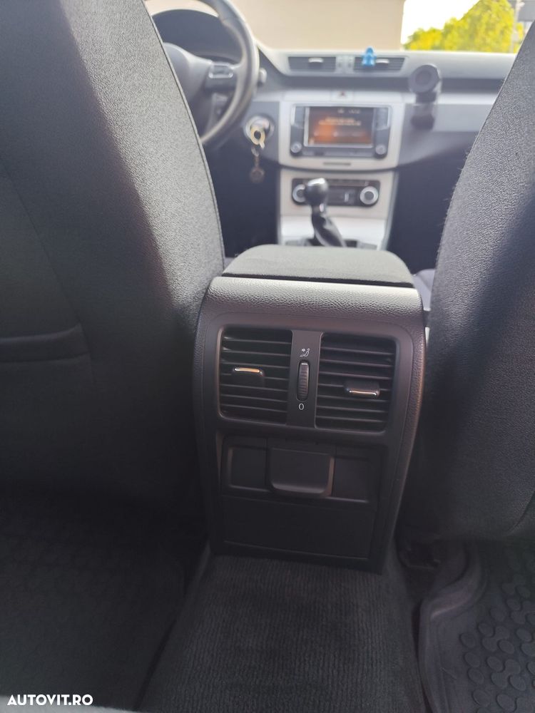 Volkswagen Passat 2.0 TDI Comfortline DPF - 18