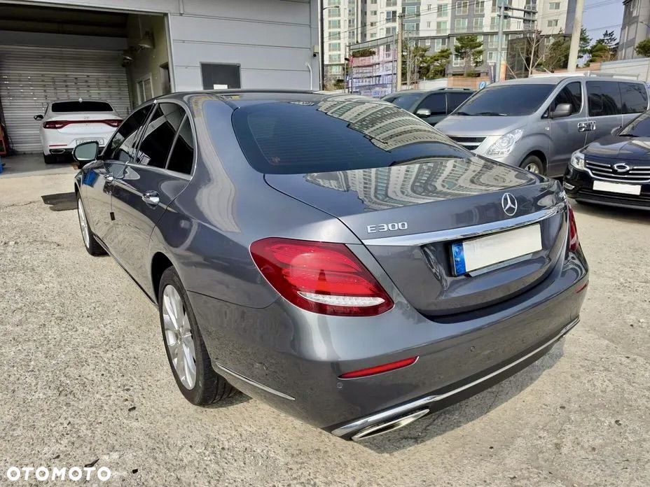 Mercedes-Benz Klasa E - 4