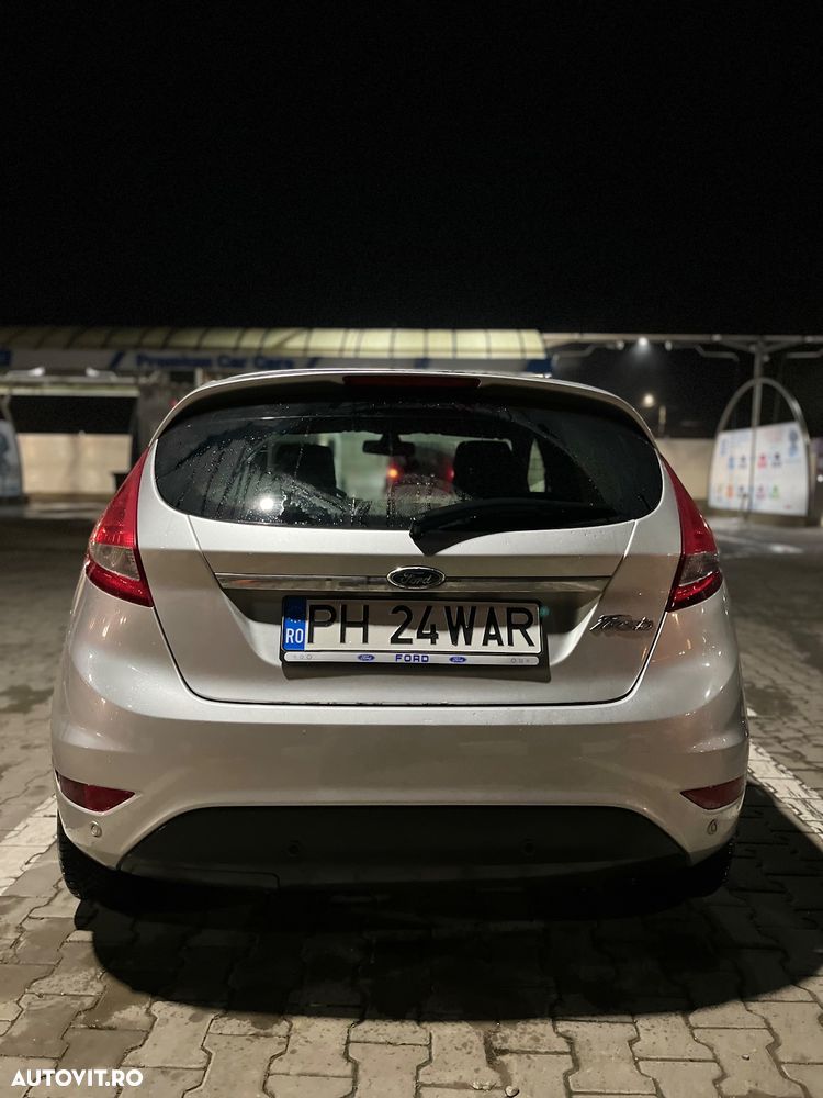 Ford Fiesta 1.6 TDCi DPF Titanium - 17