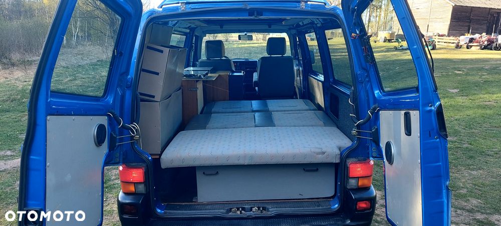 Volkswagen Transporter - 3
