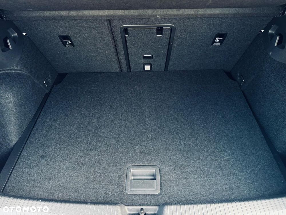 Volkswagen Golf 2.0 TSI Style DSG - 11