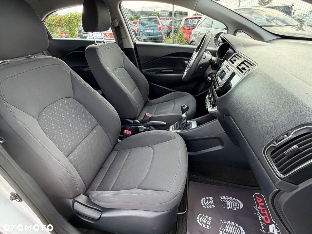 Kia Rio 1.2 M (klm) - 12